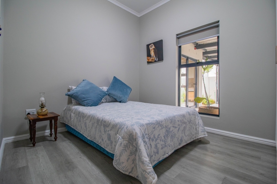 3 Bedroom Property for Sale in Aan de Wijnlanden Western Cape